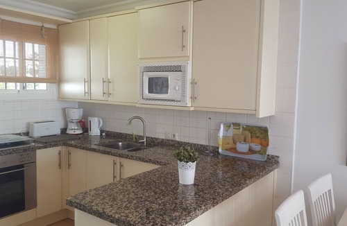 El Faro Ski Chalet | costabonita. Beachfront villa with all the amenities
