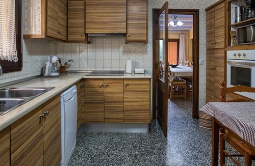 Sant Miquel de Fluvia Villa | Costabravapartment Can Borrellet. pool, 8kms to Costa Brava