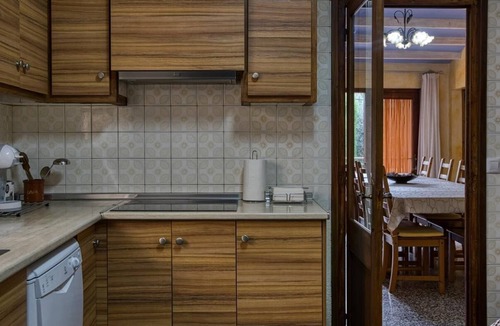 Sant Miquel de Fluvia Villa | Costabravapartment Can Borrellet. pool, 8kms to Costa Brava