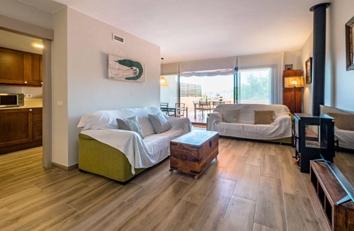 Albons Apartment | Costabravaforrent Segalar 9, für 4, Gemeinschaftspool by Interhome