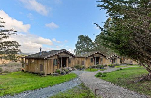 Pescadero Hotel | Costanoa