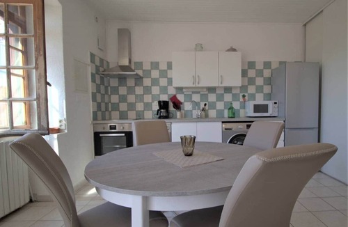 Goudargues Apartment | Coste Investissement - La petite Venise