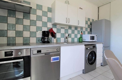 Goudargues Apartment | Coste Investissement - La petite Venise