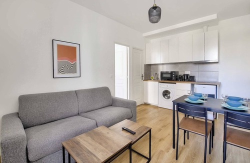 Petit-Ivry Apartment | Cosy 1-bedroom apartment with courtyard view