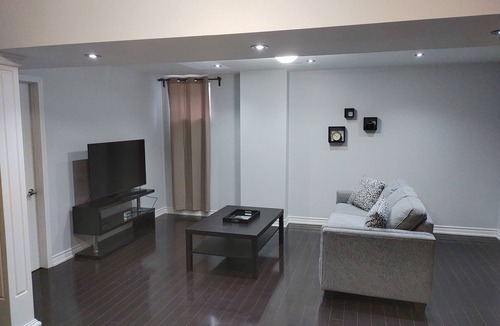 Halton Regional Municipality Apartment | Cosy 1 bedroom basement apartment with separate entrance