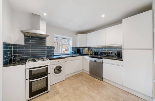 Battersea Apartment | Cosy 1 bedroom flat