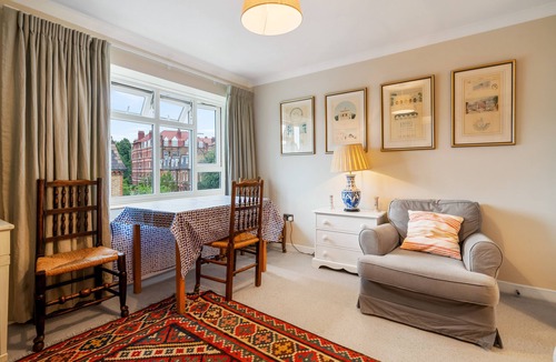 Battersea Apartment | Cosy 1 bedroom flat