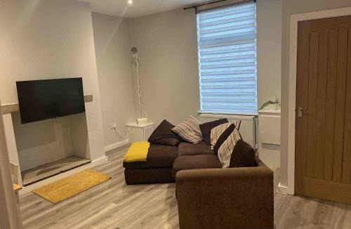 Bury House | COSY 1 -The Lodge