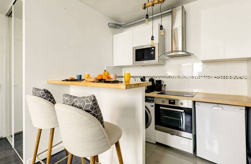 Ternes Apartment | Cosy 1BR Wagram Area - Arc de Triomphe