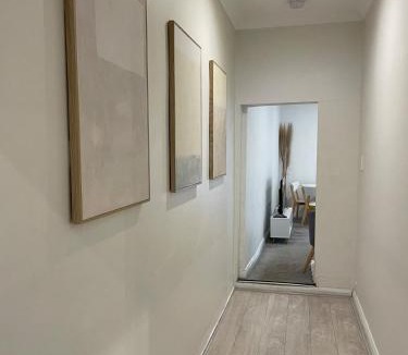 Glebe House | Cosy 2 bedroom Glebe terrace with parking