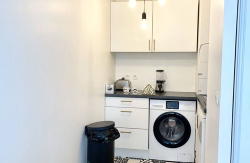 Villemomble Apartment | Cosy 2-room apartment downtown, 1 minute from the train station