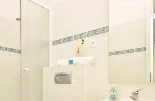 Gospic Apartment | Cosy 2-room apartment just steps away from the beach, shops and restaurants