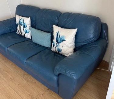 Stonnall House | Cosy 3 bed detached house Birmingham