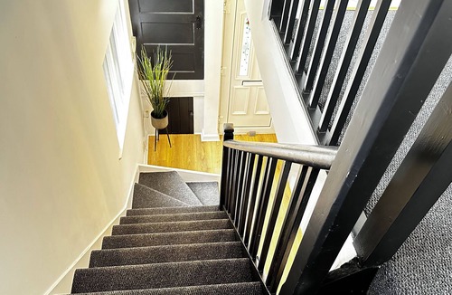 Seisdon House | Cosy 3 bed Home* Near NEC & BHX