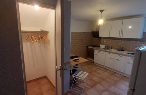 Pierrelatte Apartment | Cosy 3-bedroom apartment with private terrace in the heart of Pierrelatte