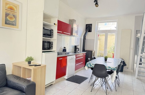 Croix House | Cosy 3-bedroom house close to all amenities