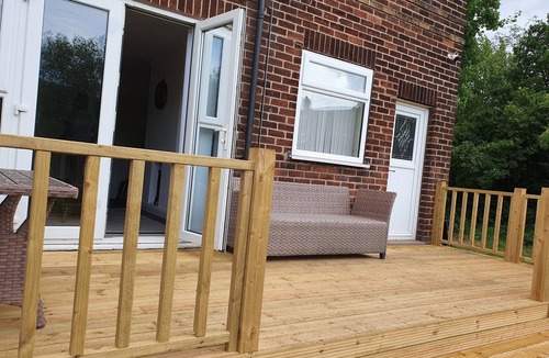 Pendlebury House | Cosy 3 bedroom house