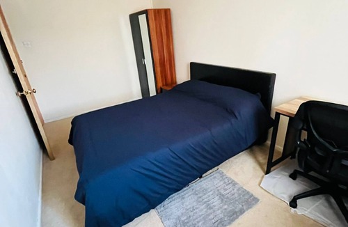 Rusholme House | Cosy 4-Bedroom Stay