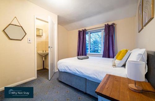 Reading House | Cosy 6 bed home Early, Reading