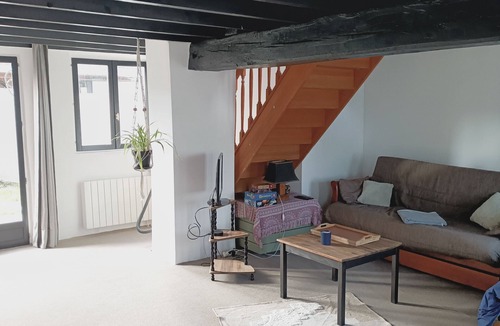 Paroisse Notre-Dame de Serre et Oise House | Cosy accommodation with garden and terrace