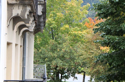 Bagneres-de-Luchon Apartment | Cosy alpine apartment in Pyrenees town
