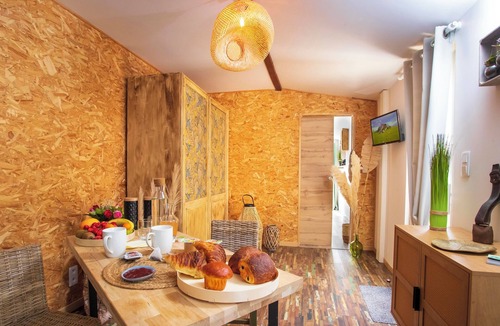 Quesnoy-le-Montant House | Cosy and bohemian gîte Baie de Somme