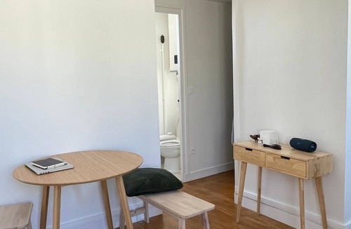 Belleville Apartment | Cosy and Bright apartment in Paris