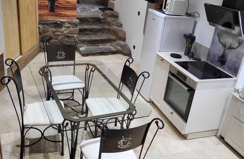 Dorres House | Cosy and comfortable 3* village house