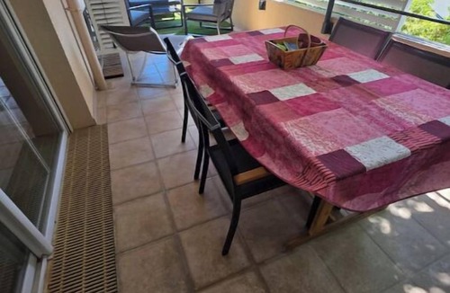 Hyeres City Centre Apartment | Cosy and modern apartment