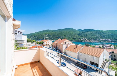 Mokosica Apartment | Cosy and very bright with stunning sea view