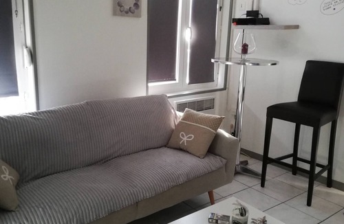 La Fere Apartment | Cosy and well equipped stay in Fère