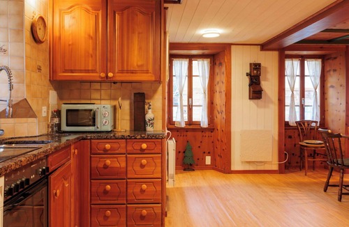 Les Mayens-de-Sion Apartment | Cosy apartment for 8 people with WIFI, TV and balcony
