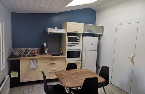 Bourcefranc-le-Chapus Apartment | Cosy apartment