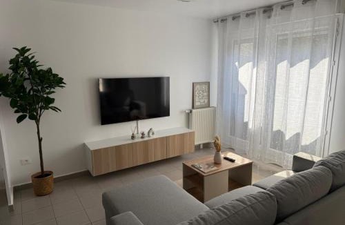 Montigny-les-Cormeilles Apartment | Cosy apartment near Paris