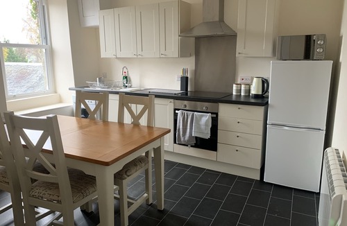 Lanark Apartment | Cosy Apartment 1 - Lanark Town Centre
