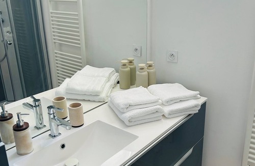 Le Boupere Apartment | Cosy apartment 16 minutes from Puy du Fou