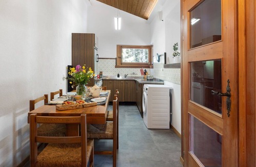 Mesocco Apartment | Cosy apartment for 3 people with WIFI, TV, patio and pets allowed