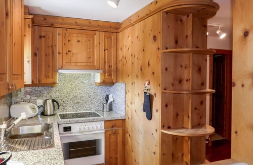 Sils-Maria Apartment | Cosy apartment for 4 guests with WIFI, TV, balcony and pets allowed