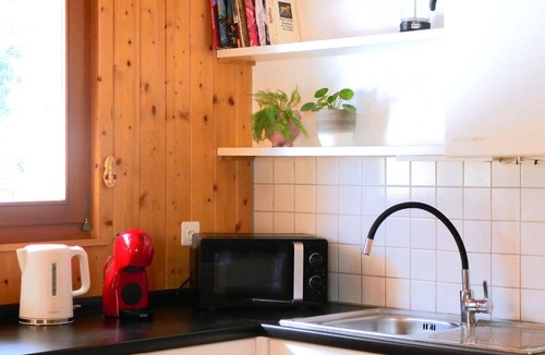 Blenio Apartment | Cosy apartment for 4 people with WIFI, TV, patio, pets allowed and panoramic view
