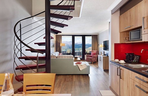 Beatenberg Apartment | Cosy apartment for 2 guests with pool, WIFI, TV, terrace and pets allowed
