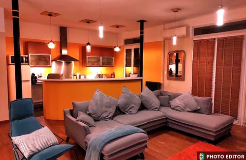Centre Historique Apartment | Cosy apartment for 2 - 6 people with salon, fully equipped kitchen, office space
