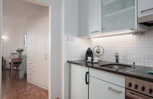 Ascona Apartment | Cosy apartment for 2 guests with WIFI, TV, balcony and pets allowed