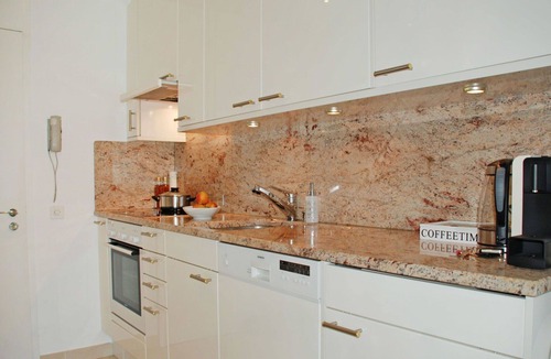 Locarno Apartment | Cosy apartment for 2 people with pool, WIFI, TV, patio and panoramic view