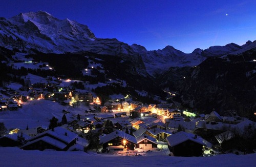 Wengen Apartment | Cosy apartment for 2 people with WIFI, TV and balcony