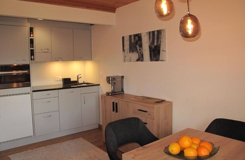 Schoenried Apartment | Cosy apartment for 3 guests with WIFI and pets allowed