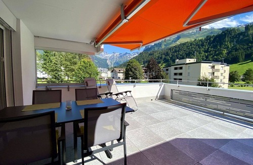 Engelberg Apartment | Cosy apartment for 4 guests with WIFI, TV and balcony