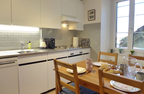 Unterseen Apartment | Cosy apartment for 4 people with WIFI, TV and patio
