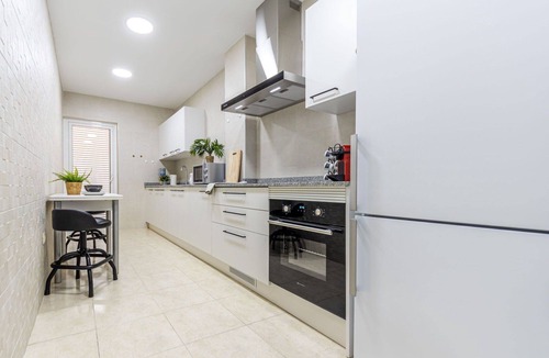 L'Ampolla Apartment | Cosy apartment for 4 guests with WIFI, A/C, TV and pets allowed
