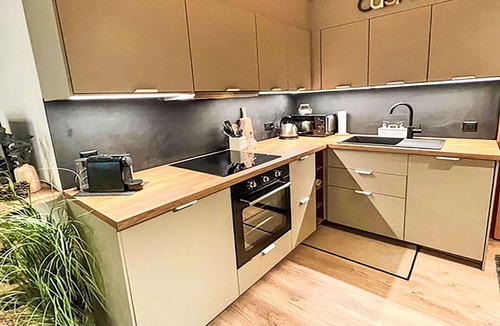 Lens Apartment | Cosy apartment for 4 guests with WIFI, TV and patio