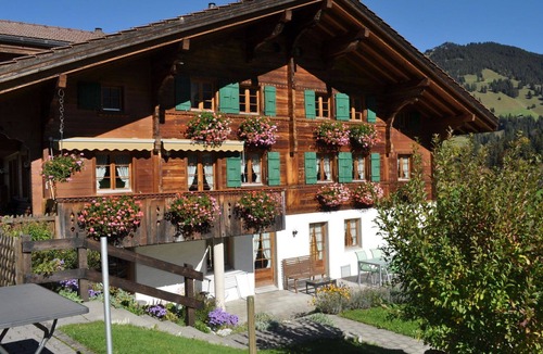 Zweisimmen Nr Gstaad Apartment | Cosy apartment for 4 people with WIFI and balcony